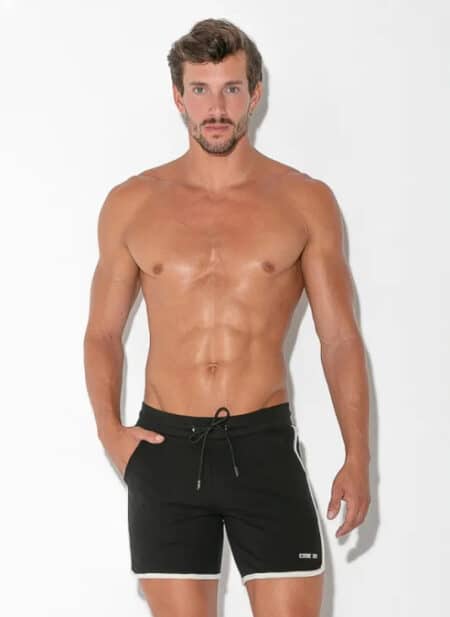 CODE 22 Focus Short Black