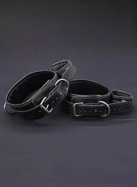 Mr. S Leather Locking Thigh to Wrist Restraint