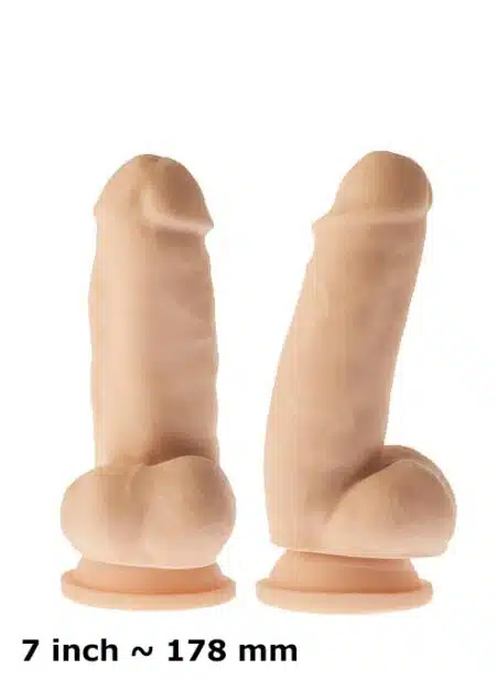 Champs Dildo with Balls