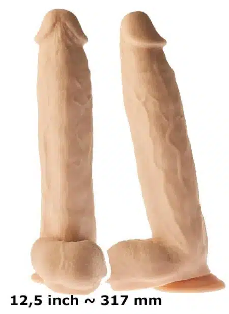 Champs Dildo with Balls