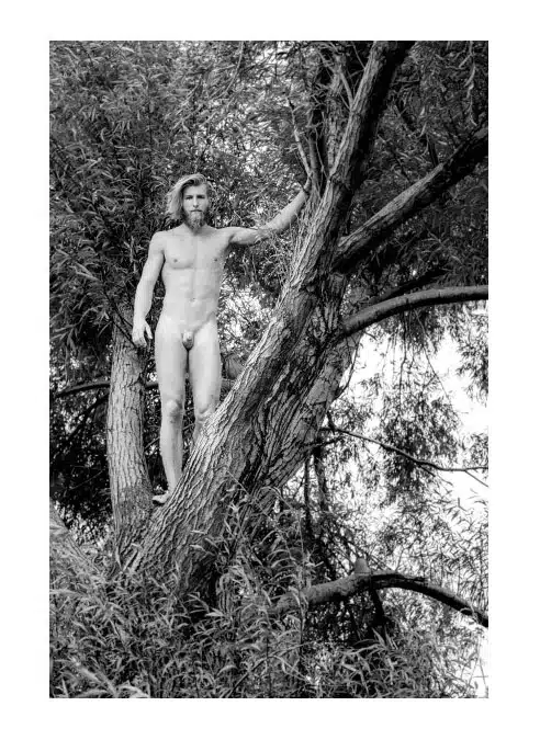 Nothing to hide by Phil Dlab