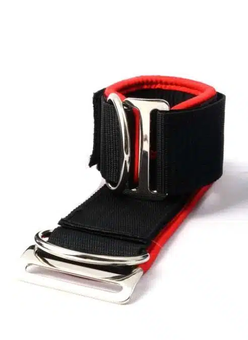 665 Neoprene Universal Restraints Red