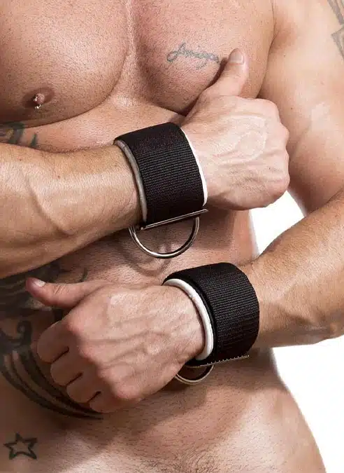 665 Neoprene Universal Restraints White