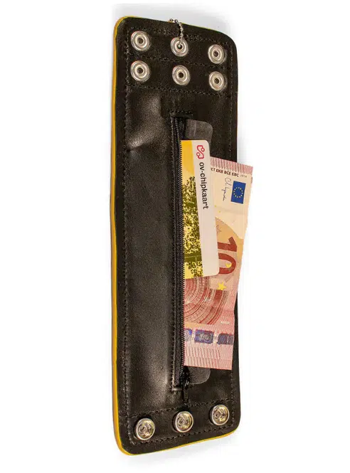 Brutus Leather Wristwallet Zip - available in 5 colors